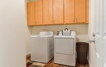 Dominium-South Range Crossings-Virtually Staged Laundry